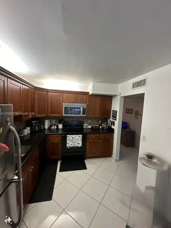 327 Lakeview Dr # 103, Weston FL 33326 photo 4