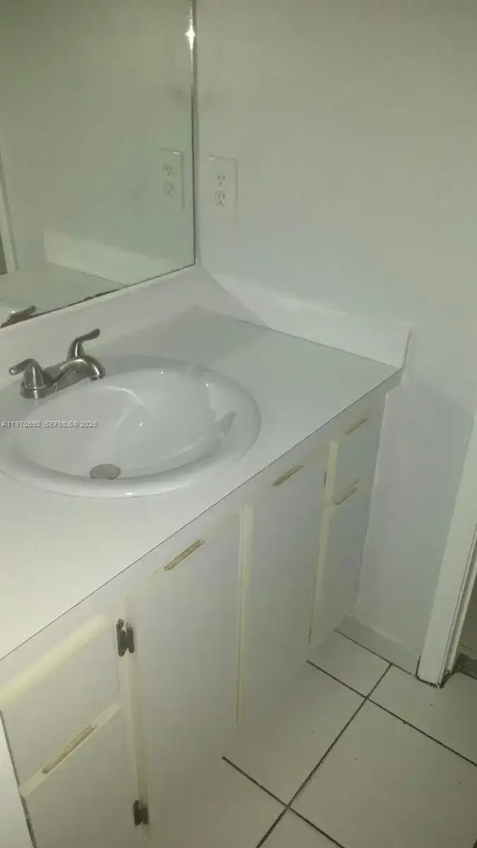 9810 Hammocks Blvd # 202, Miami FL 33196 photo 3