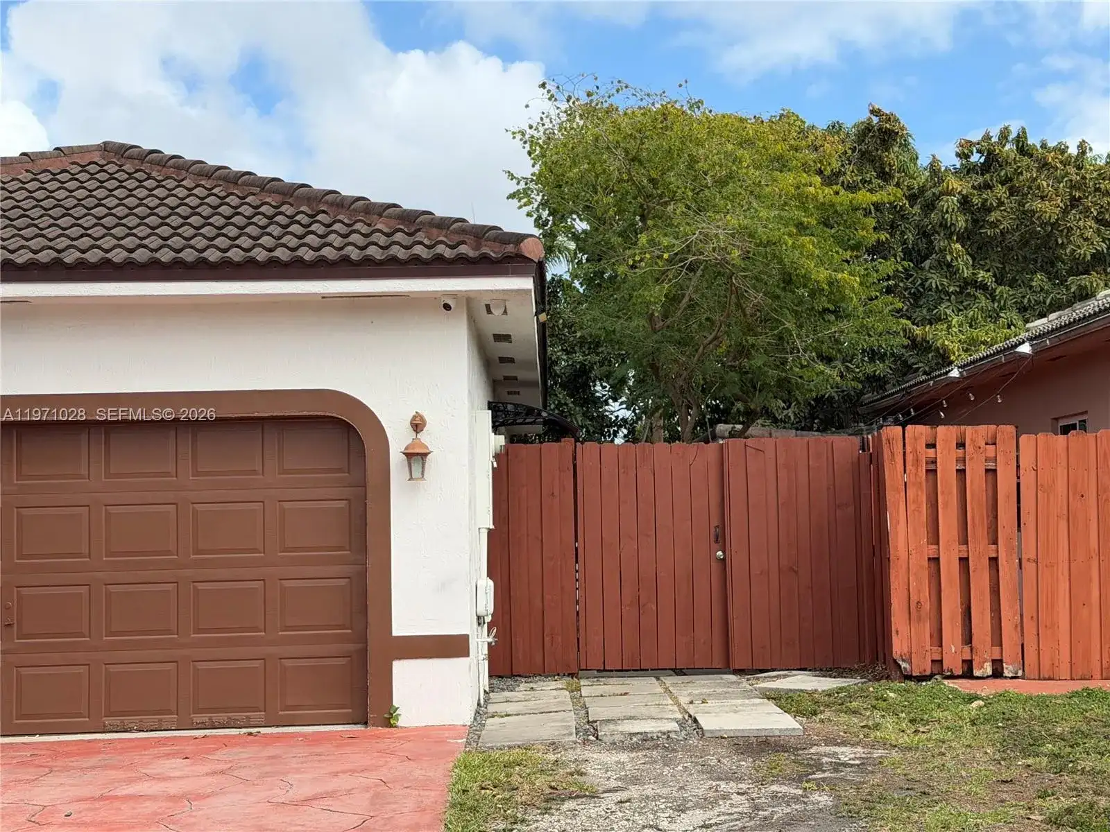 18255 SW 145th Ave, Miami FL 33177 photo 2