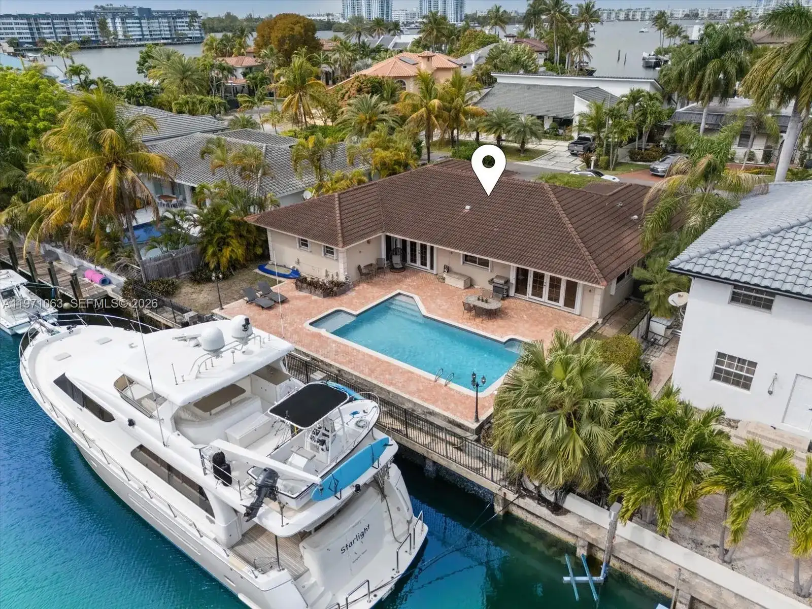 2930 NE 164th St, North Miami Beach FL 33160 photo 2