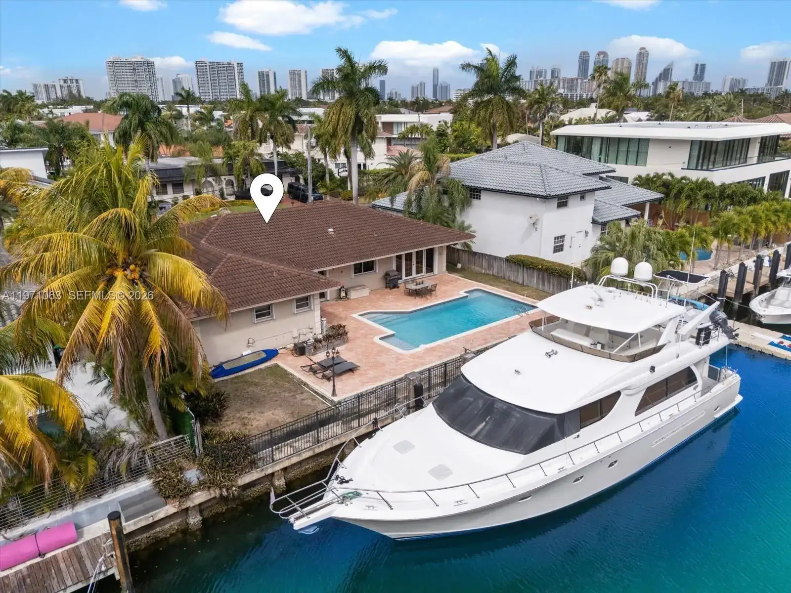 2930 NE 164th St, North Miami Beach FL 33160 photo 3