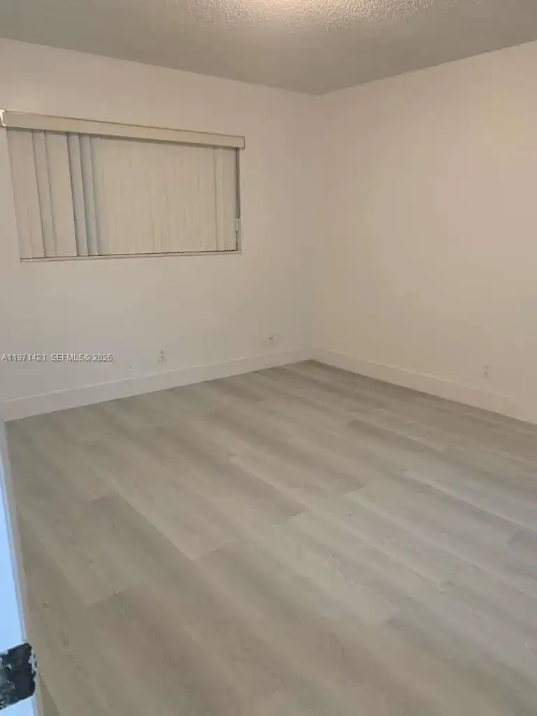 5003 NW 35th St # 405, Lauderdale Lakes FL 33319 photo 4