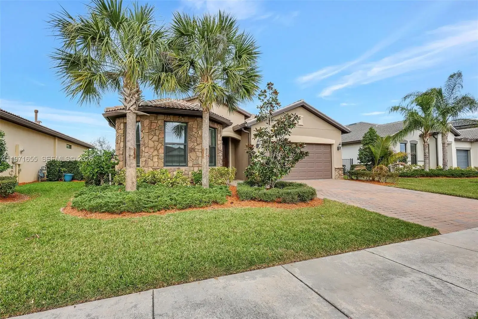 727 SE Boboli Way, Port St. Lucie FL 34984 photo 2