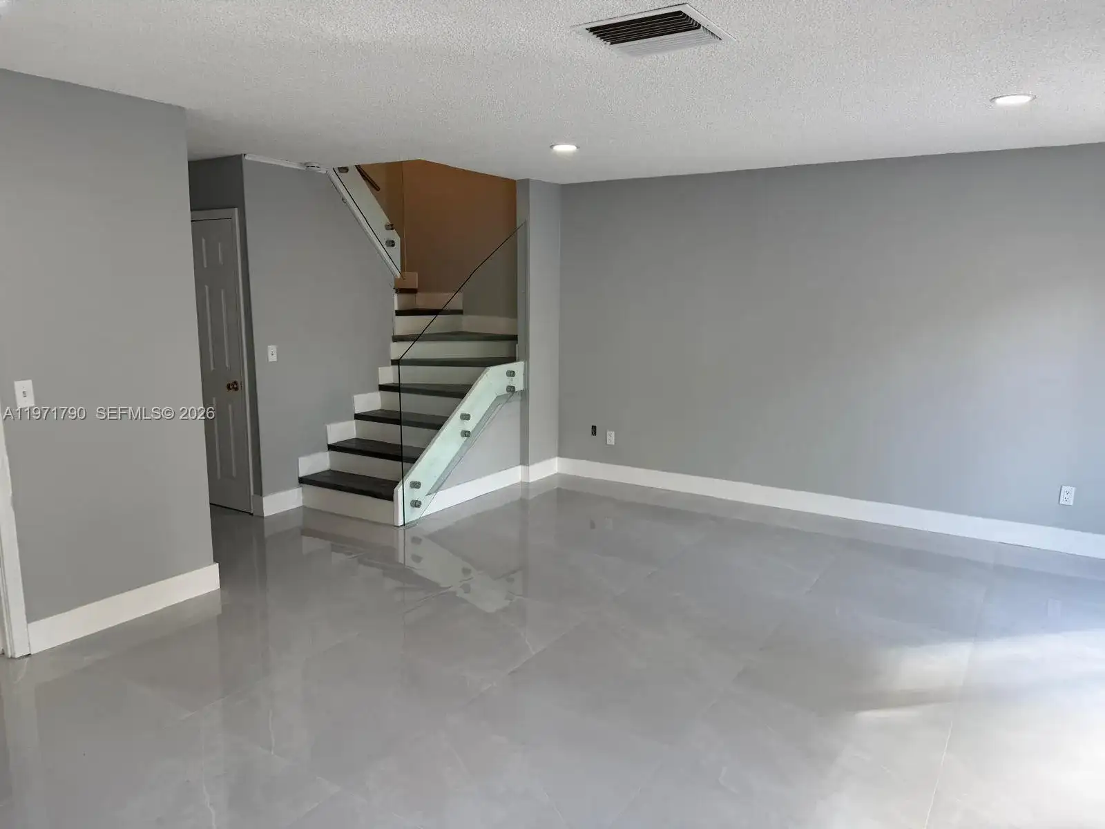 2700 N 34th Ave # I, Hollywood FL 33021 photo 2