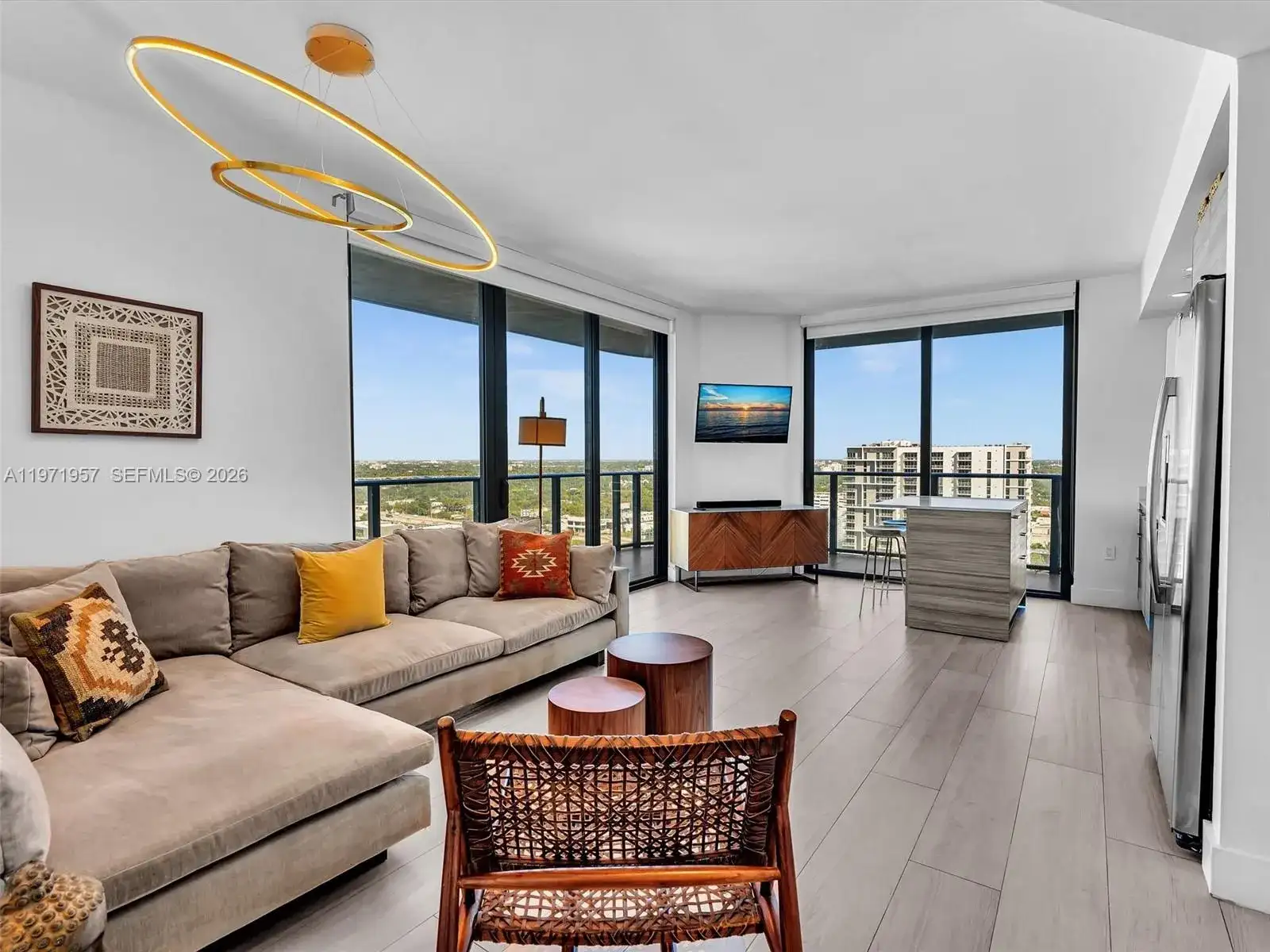 121 NE 34th St # 2016, Miami FL 33137 photo 4