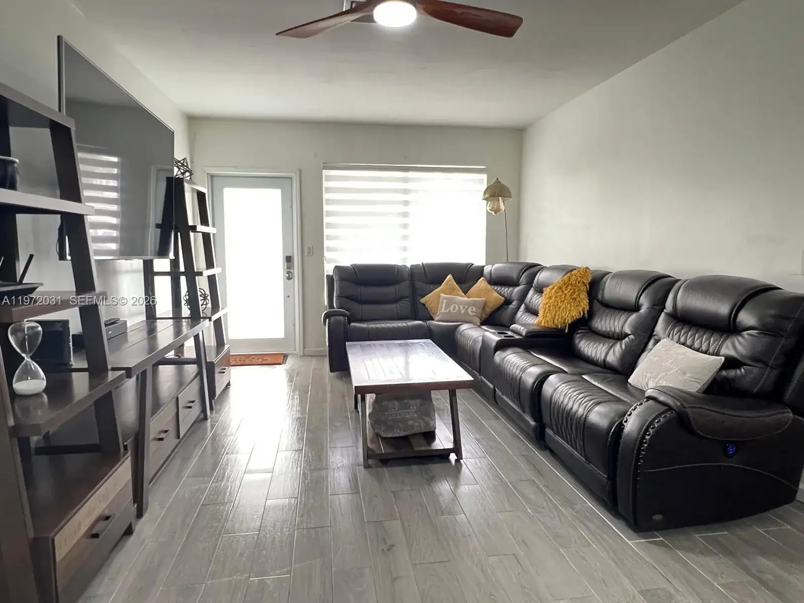 1430 NE 149th St # A, Miami FL 33161 photo 3
