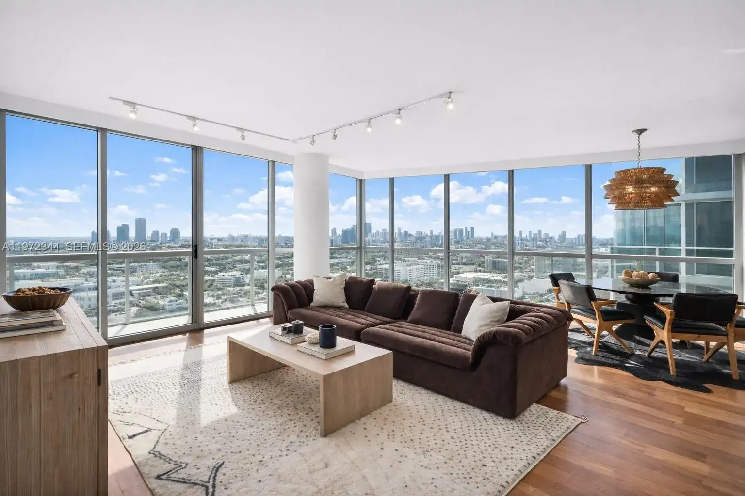 101 20th St # 2706, Miami Beach FL 33139 photo 2