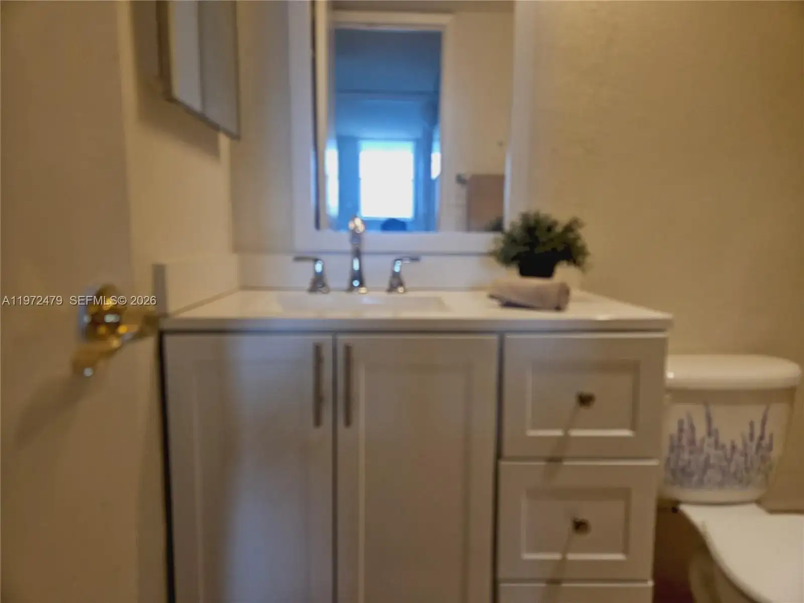 4550 NW 9th St # 704E, Miami FL 33126 photo 2