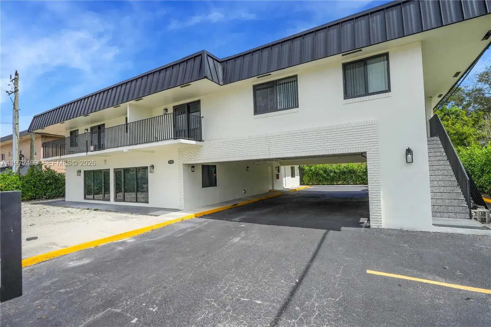 5980 SW 40th Ave, Dania Beach FL 33312 photo 4