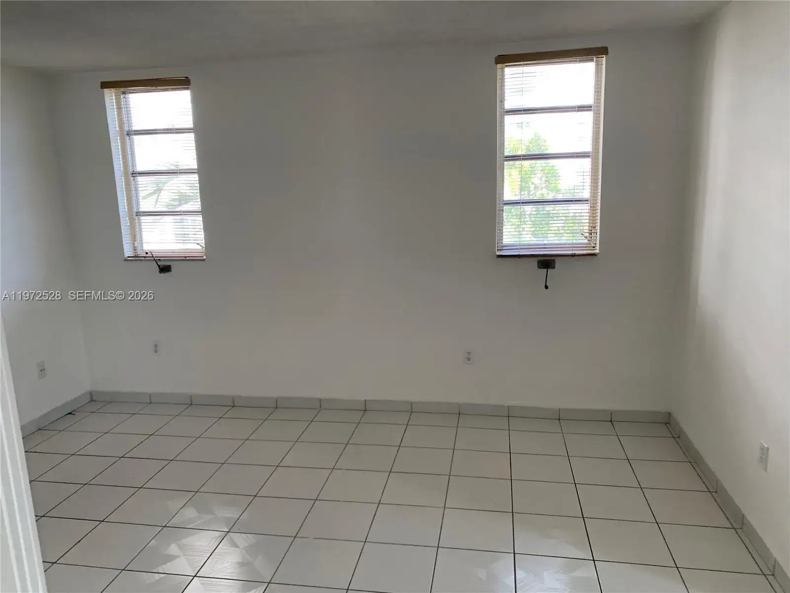 2861 Leonard Dr # F301, Aventura FL 33160 photo 5