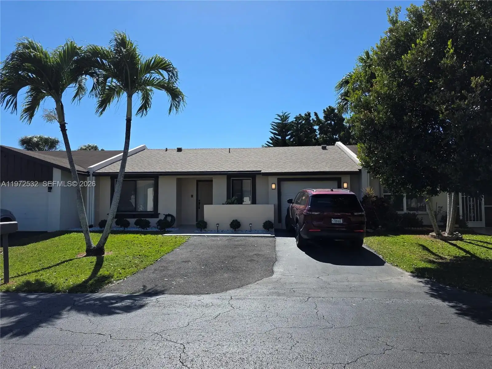 15619 Bottlebrush Cir, Delray Beach FL 33484 photo 3