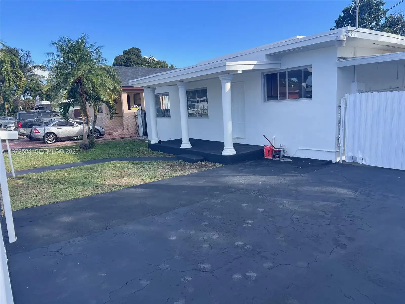 3090 NW 29th St, Miami FL 33142 photo 3