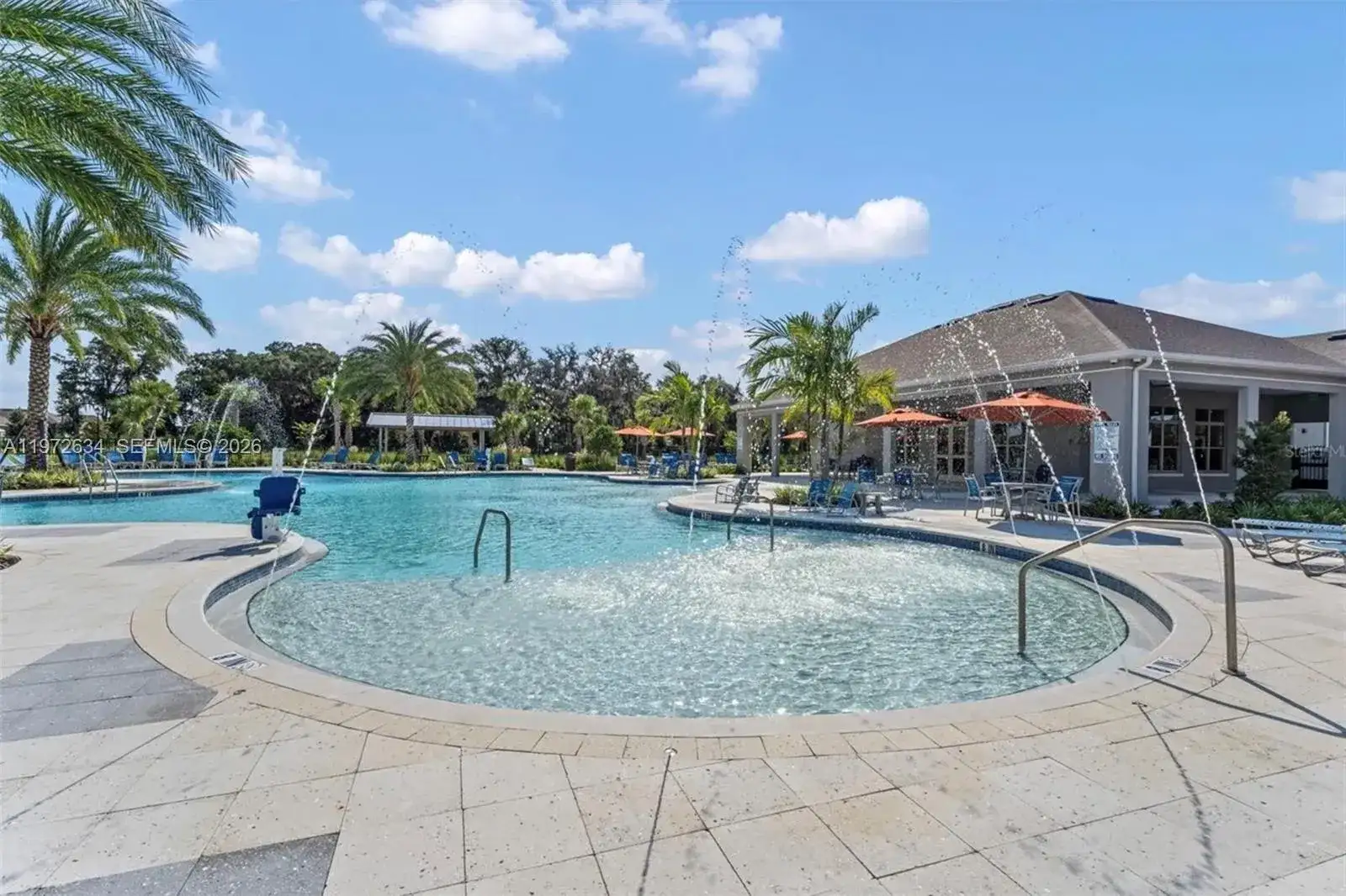 1817 WALNUT CREEK DR, Kissimmee FL 34744 photo 3