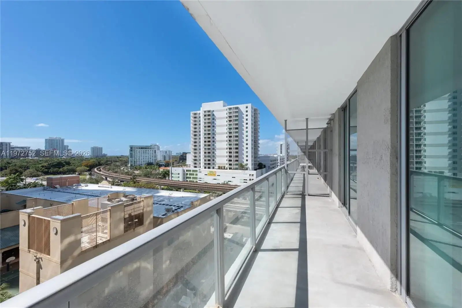 79 SW 12th St, Miami FL 33130 photo 3