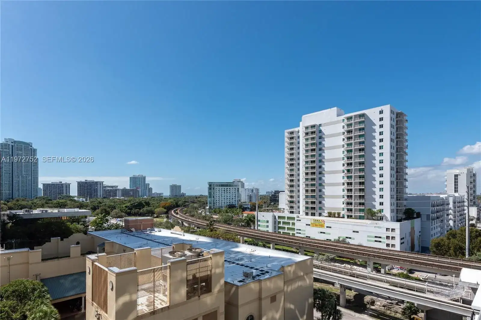 79 SW 12th St, Miami FL 33130 photo 4