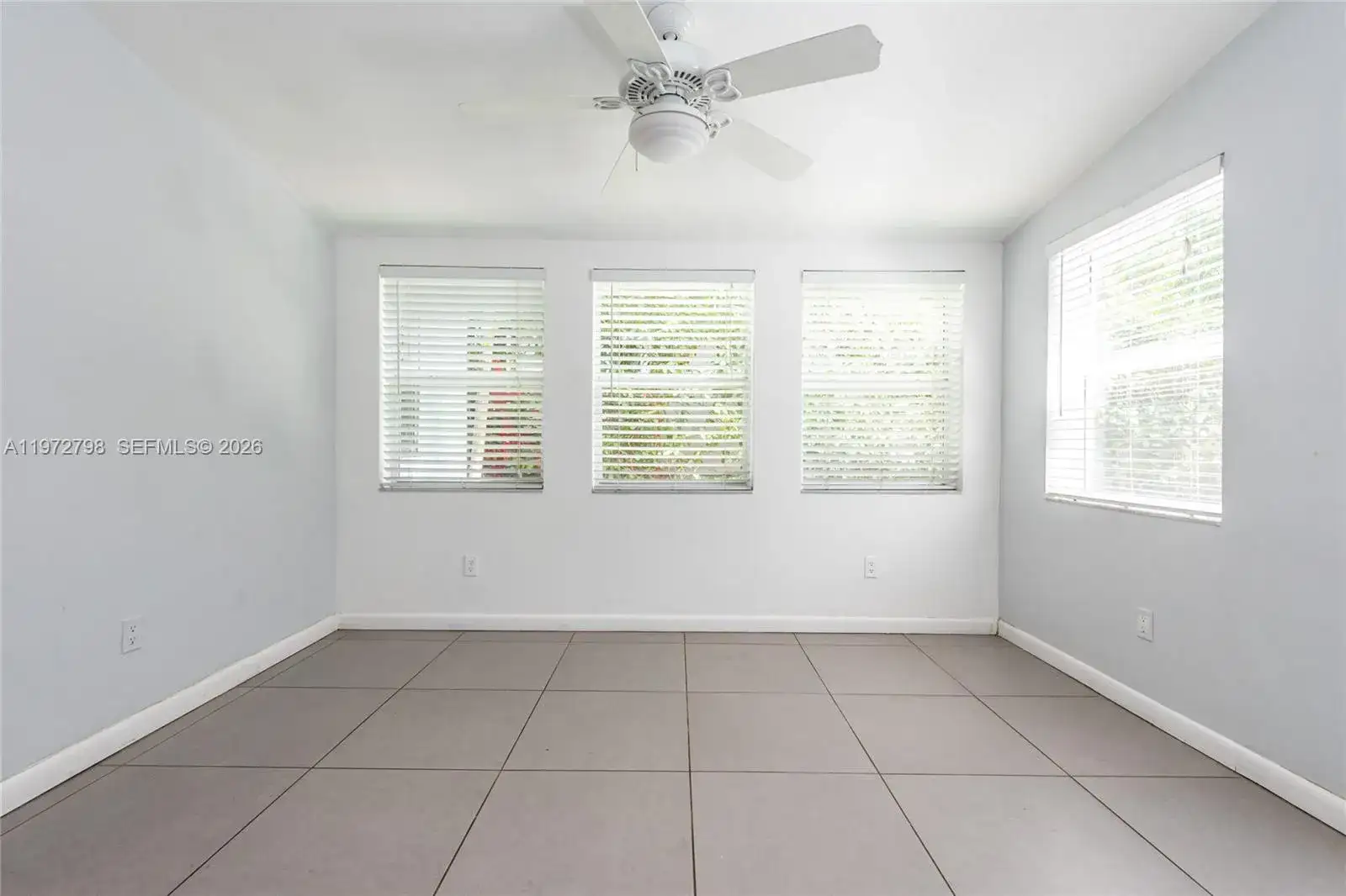 330 NE 86 St, El Portal FL 33138 photo 4