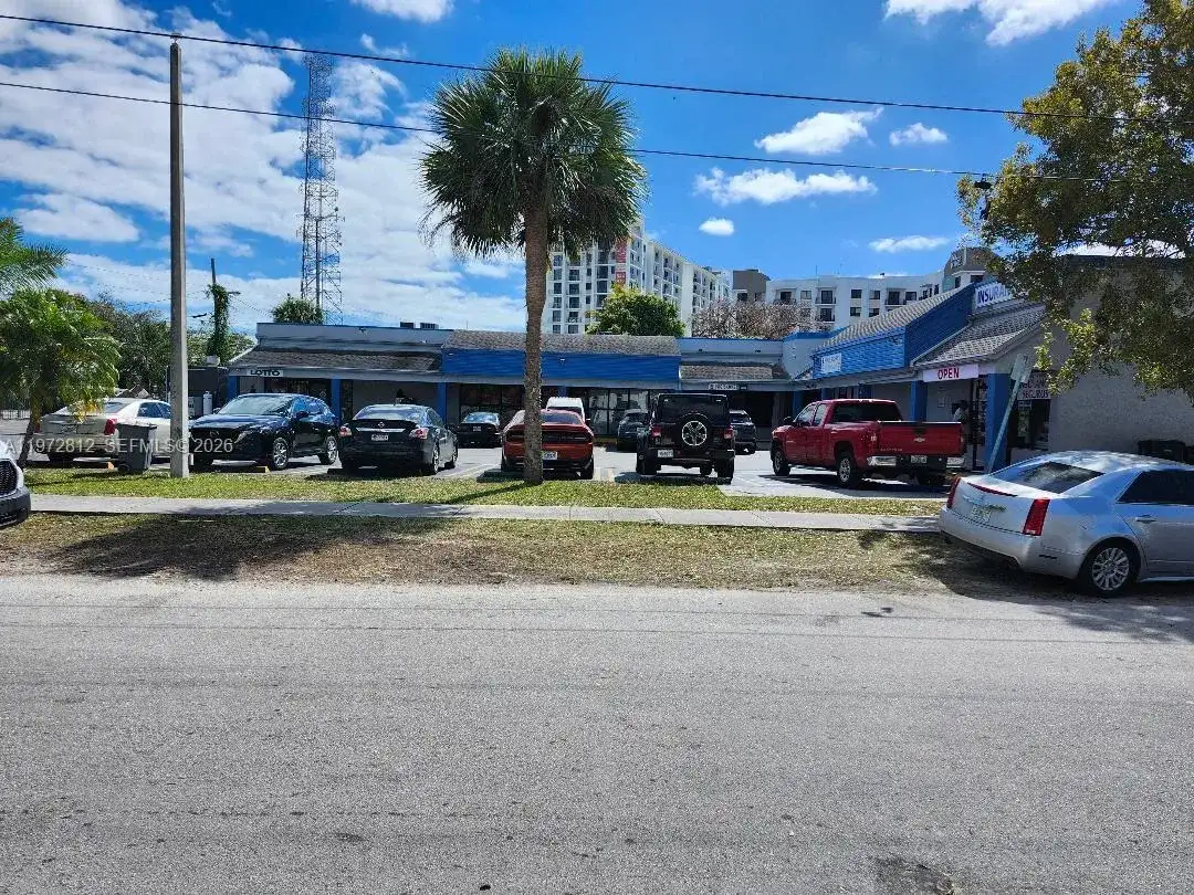 10200 SW 183rd St, Miami FL 33157 photo 2