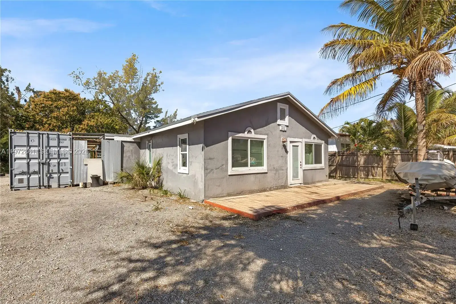 8800 NW 20th Ave, Miami FL 33147 photo 2