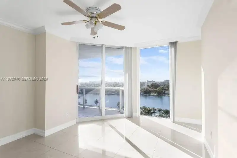 4775 Collins Ave # 1006, Miami Beach FL 33140 photo 2