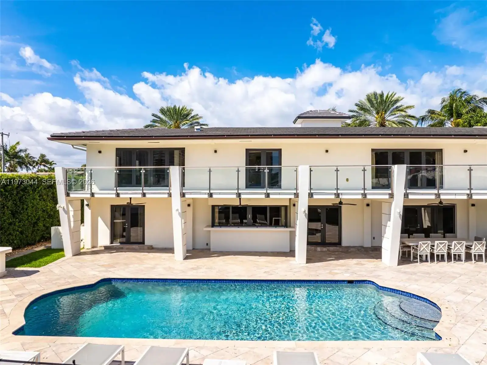 501 Hibiscus Dr, Hallandale Beach FL 33009 photo 5
