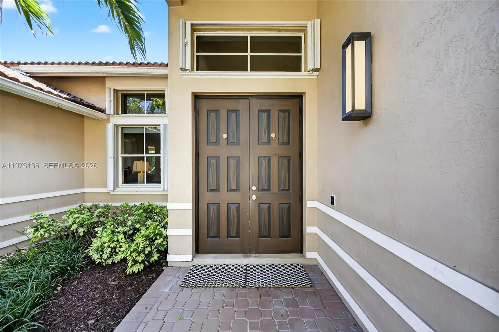 1623 Blue Jay Cir, Weston FL 33327 photo 2