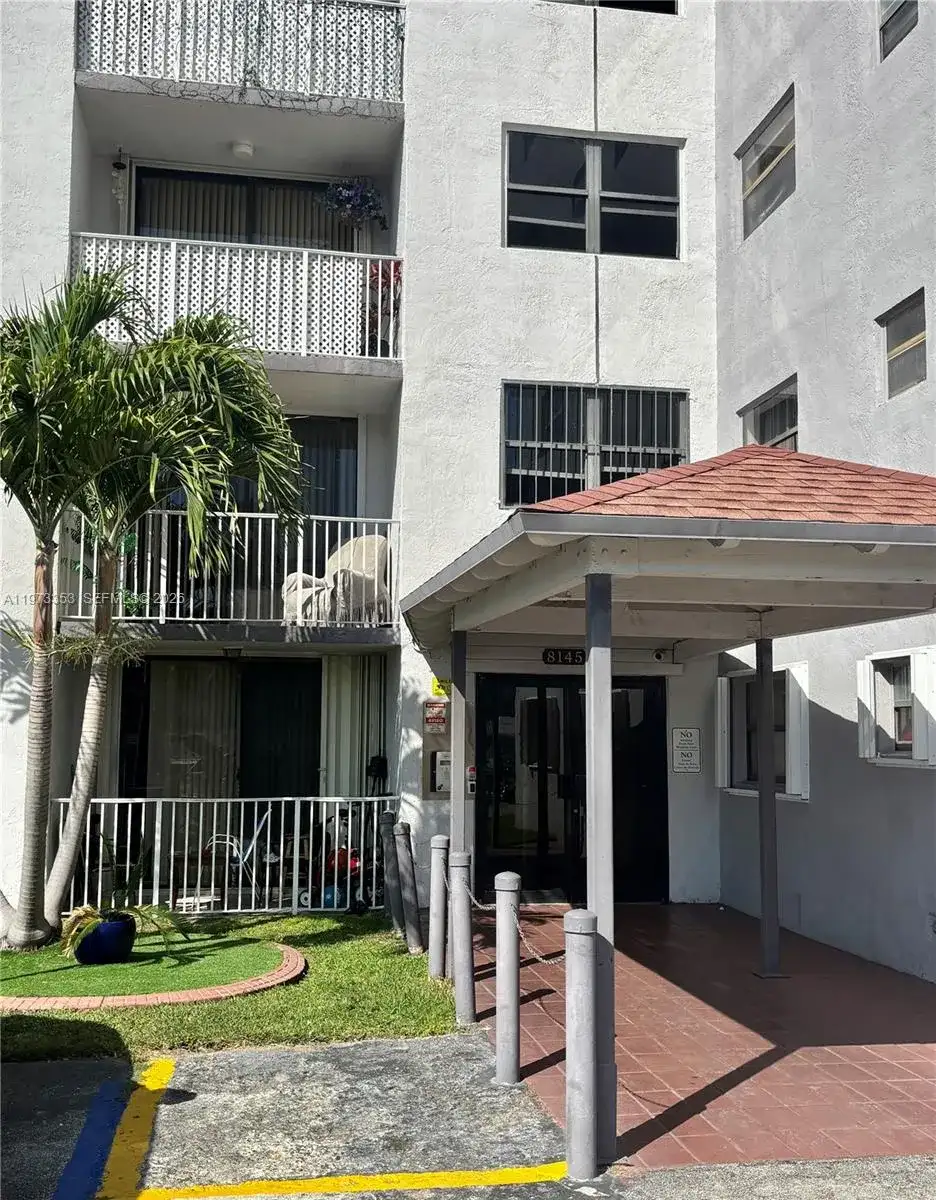 8145 NW 7th St # 210, Miami FL 33126 photo 3