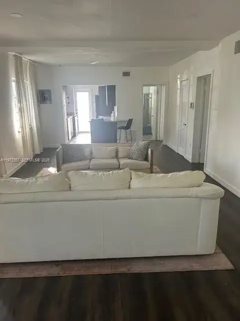 1785 Calais Dr # 5, Miami Beach FL 33141 photo 5
