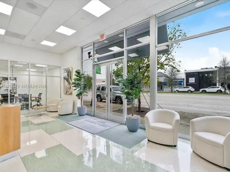 2404 Hollywood Blvd, Hollywood FL 33020 photo 4