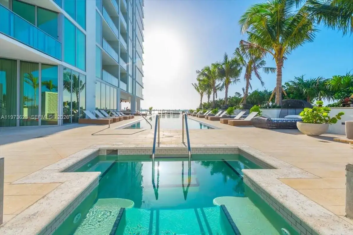 2900 NE 7th Ave # 3004, Miami FL 33137 photo 2