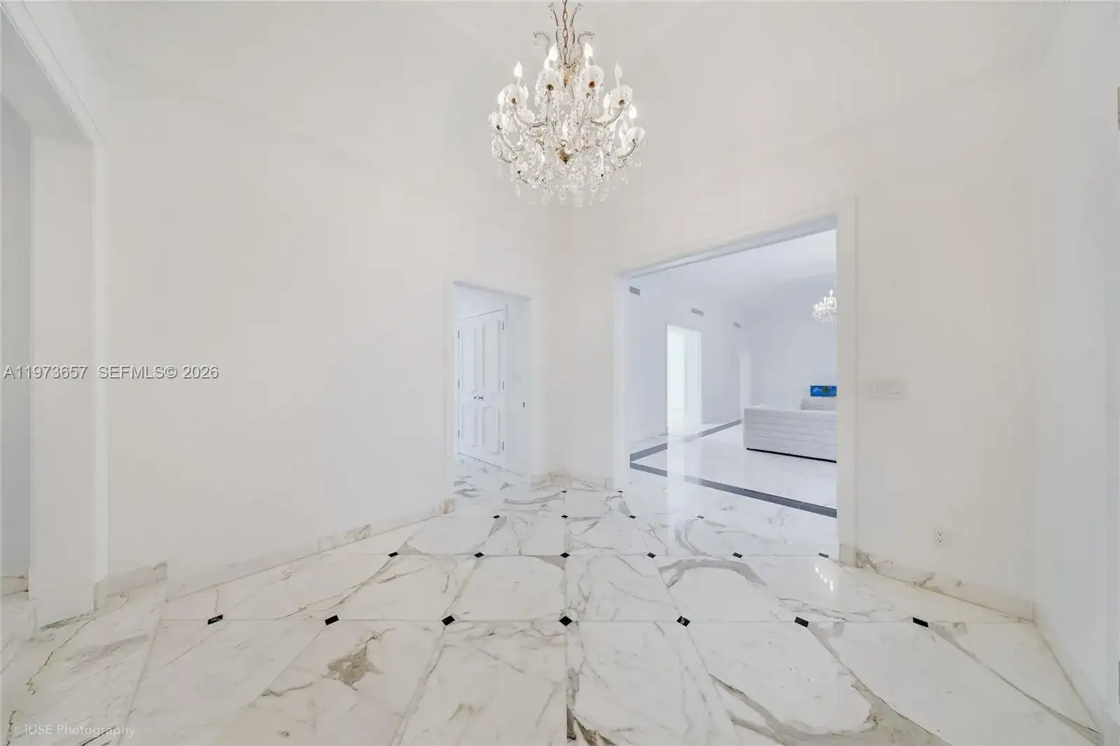 55 La Gorce Cir, Miami Beach FL 33141 photo 3