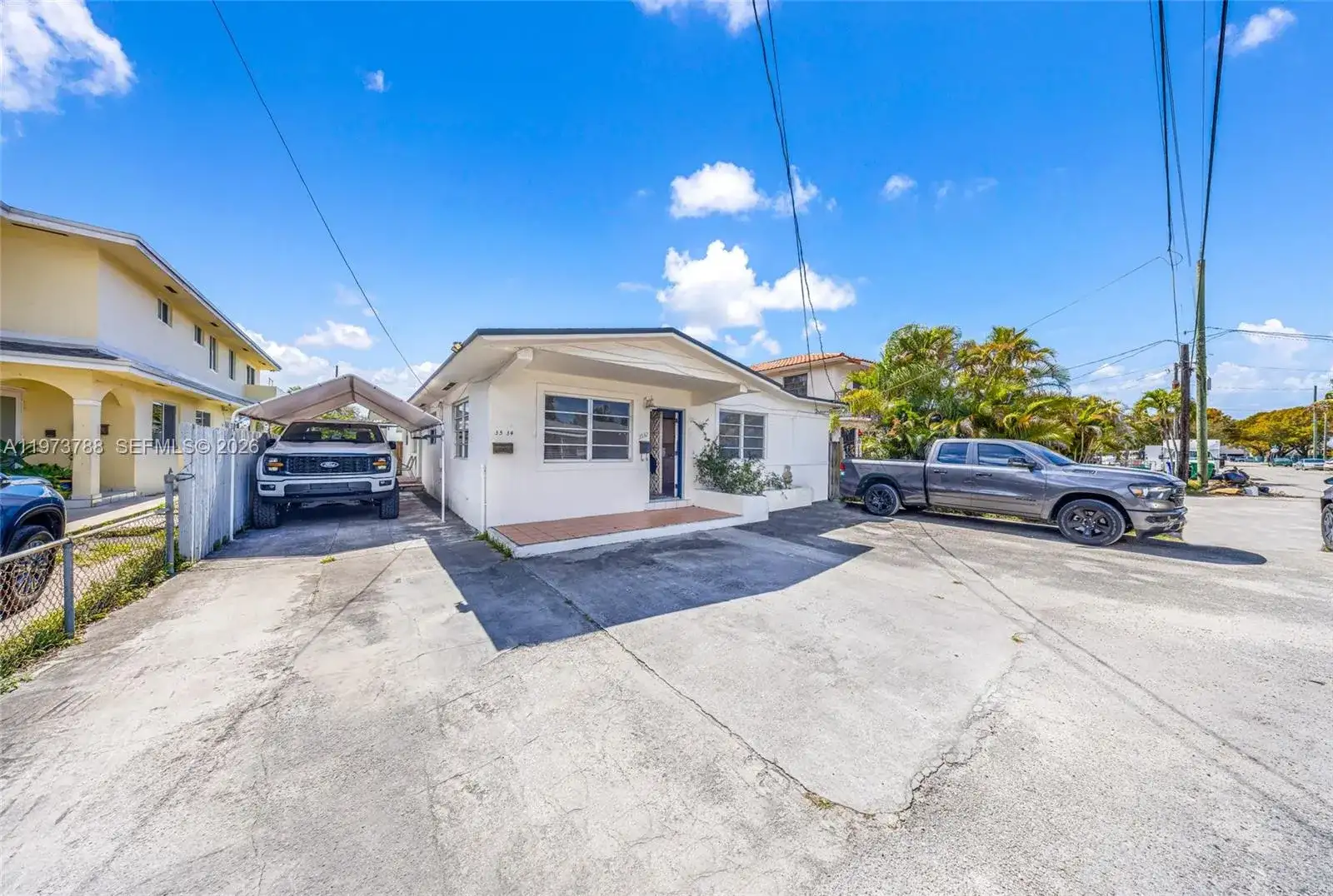 3532 NW 4th Ter, Miami FL 33125 photo 2