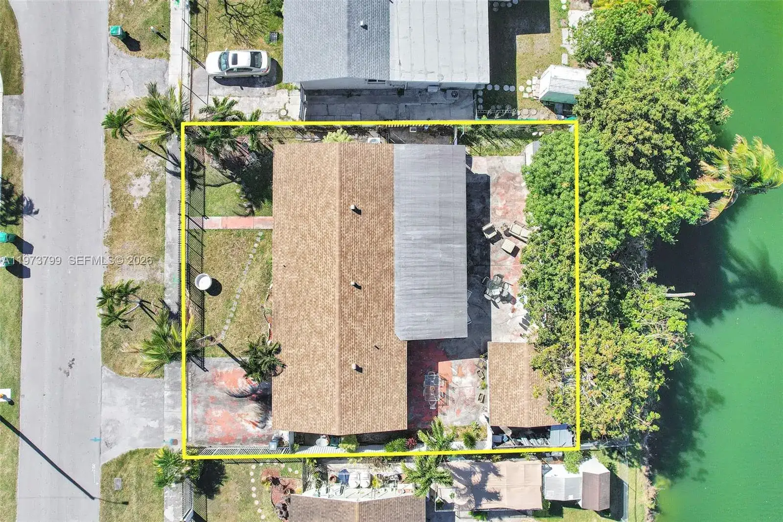 19050 SW 125th Ave, Miami FL 33177 photo 3