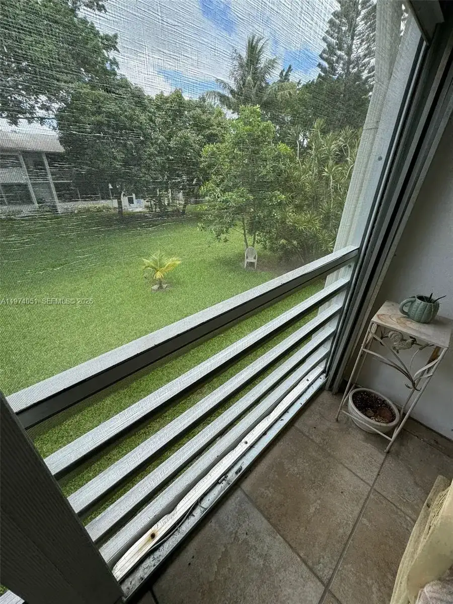 221 Kent M # 221, West Palm Beach FL 33417 photo 3