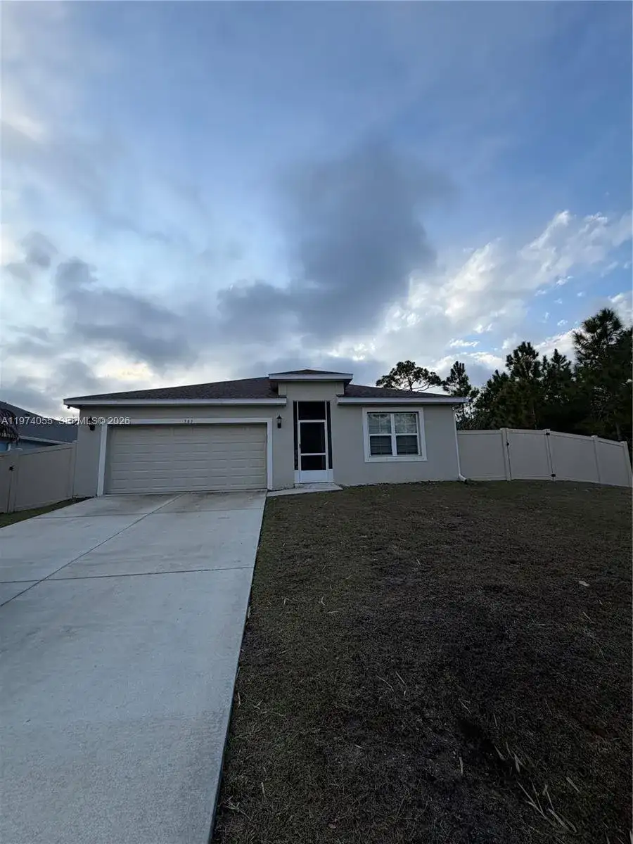 383 Hanford Road SW, Palm Bay FL 32809 photo 4