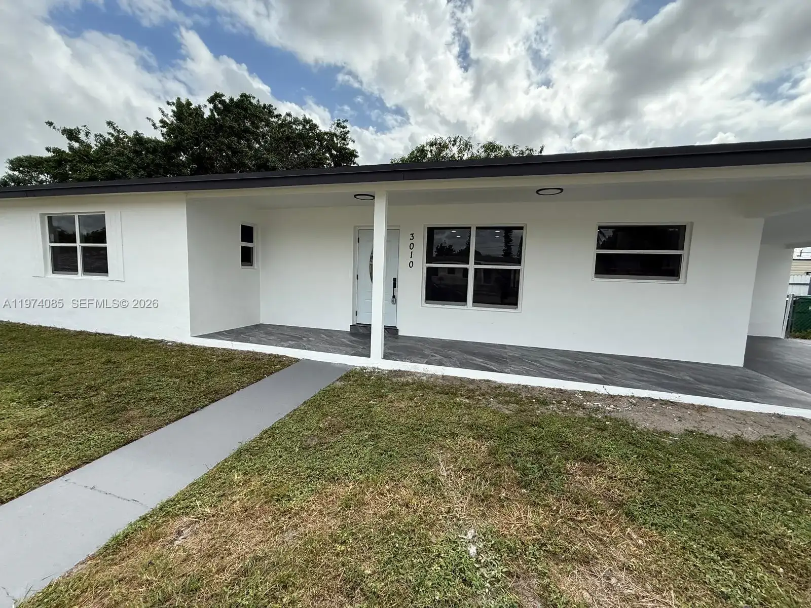 3010 NW 186th Ter, Miami Gardens FL 33056 photo 3