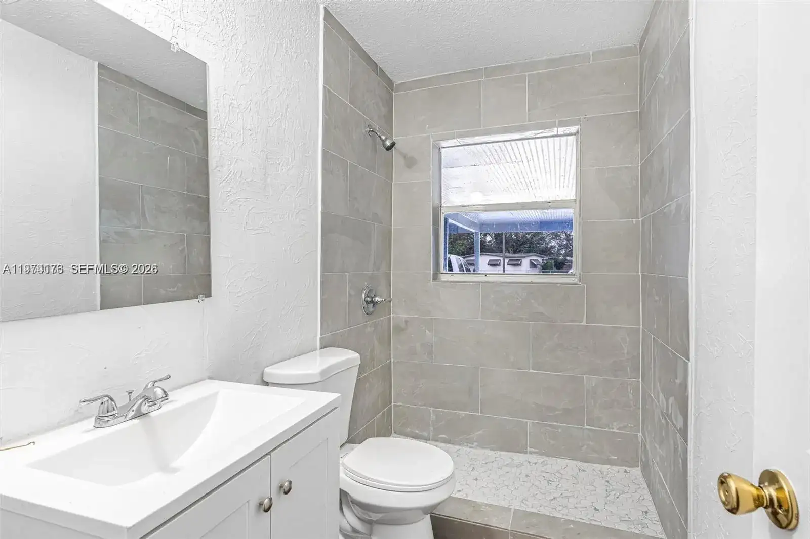 1408 NW 9th Ave, Fort Lauderdale FL 33311 photo 4
