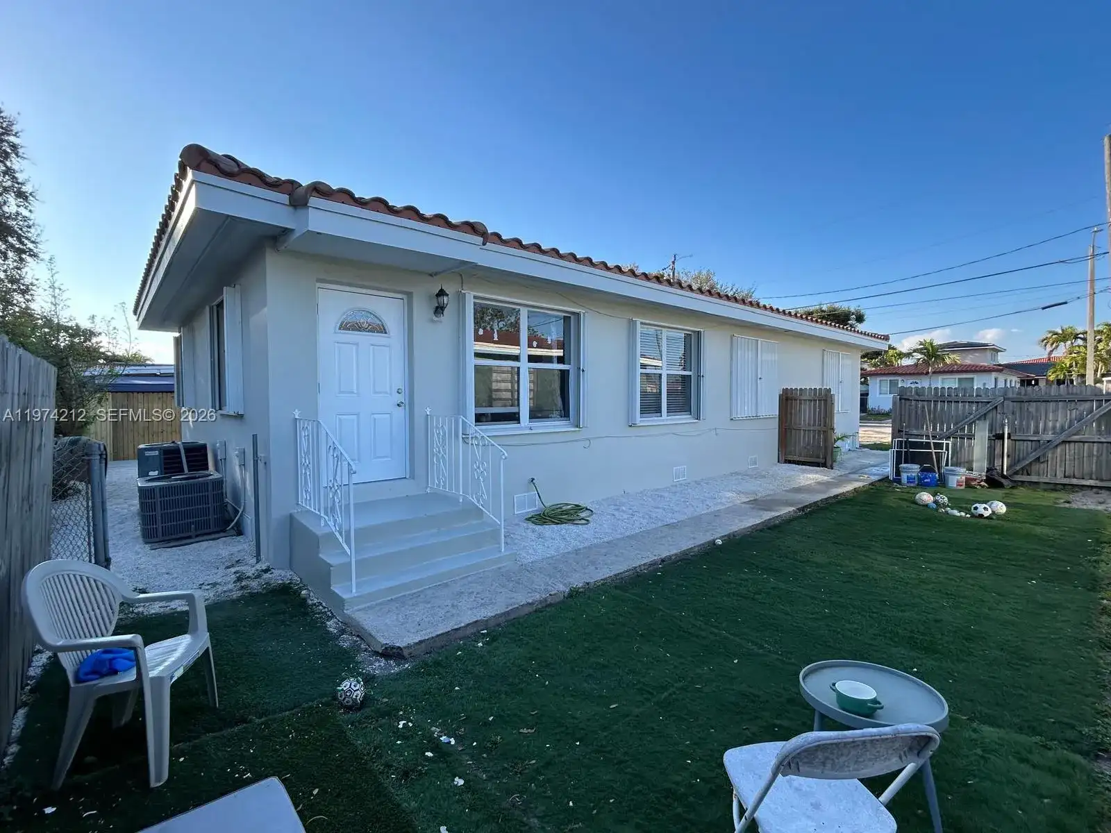 5710 SW 3rd St, Miami FL 33144 photo 5
