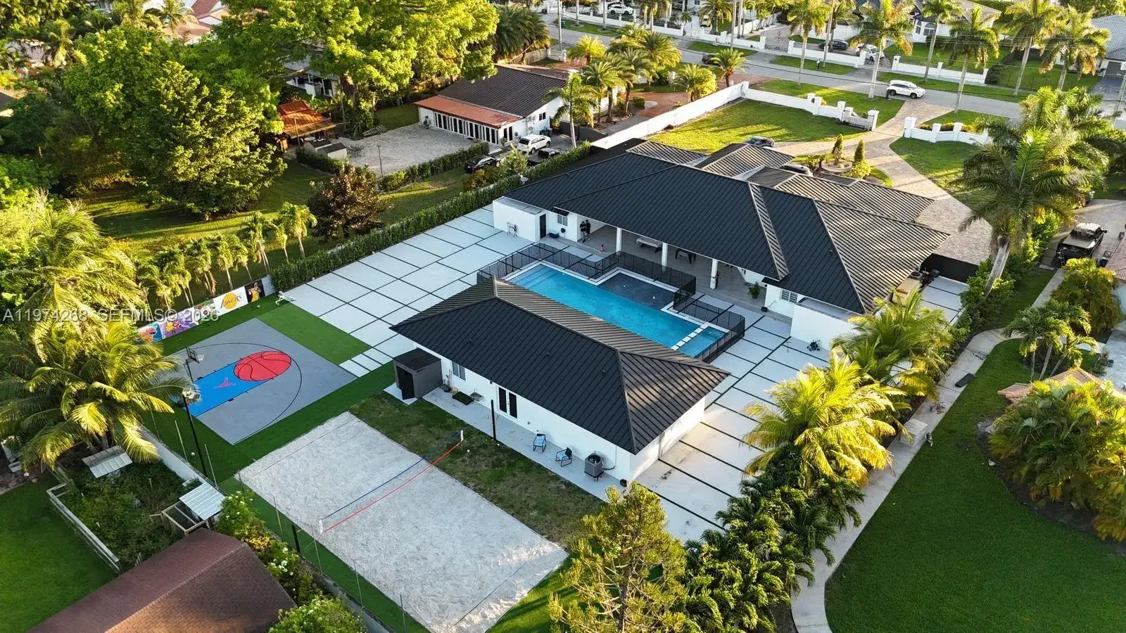365 NW 132nd Ave, Miami FL 33182 photo 4