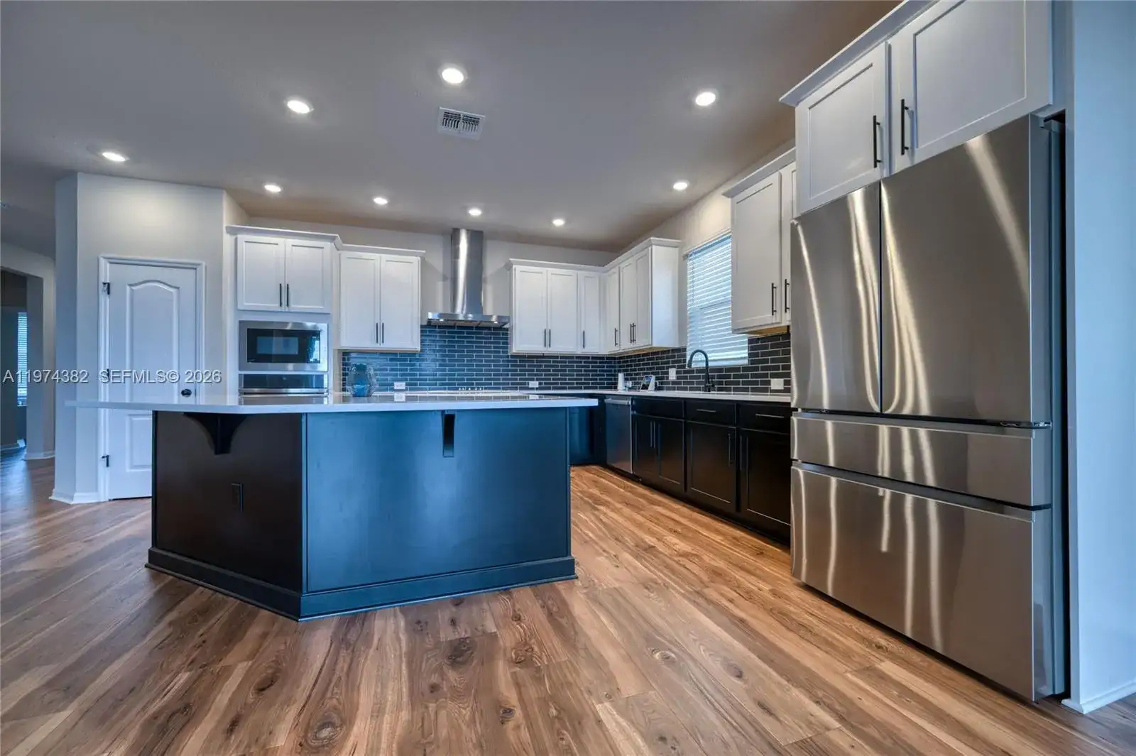 16966 Cedar Valley Cir, Clermont FL 34711 photo 4