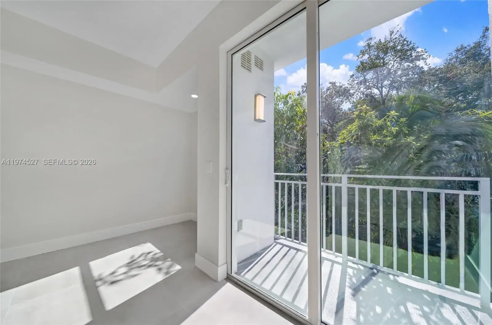 1536 NW 15th Ave # 302, Miami FL 33125 photo 3