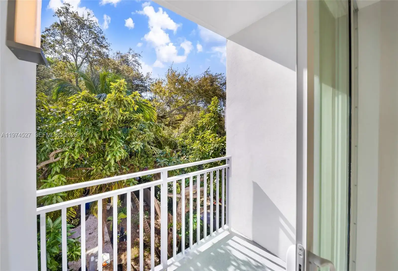 1536 NW 15th Ave # 302, Miami FL 33125 photo 4
