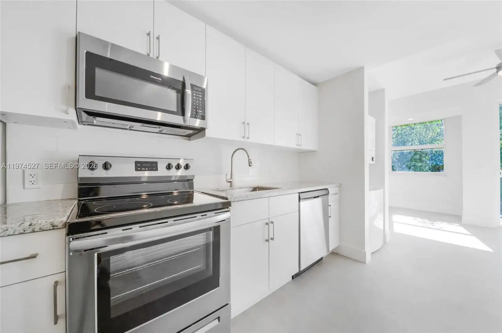 1536 NW 15th Ave # 302, Miami FL 33125 photo 5