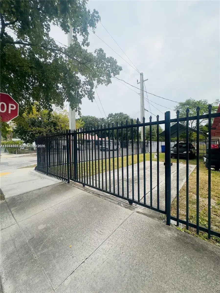 5743 NW 3rd Ave, Miami FL 33127 photo 3