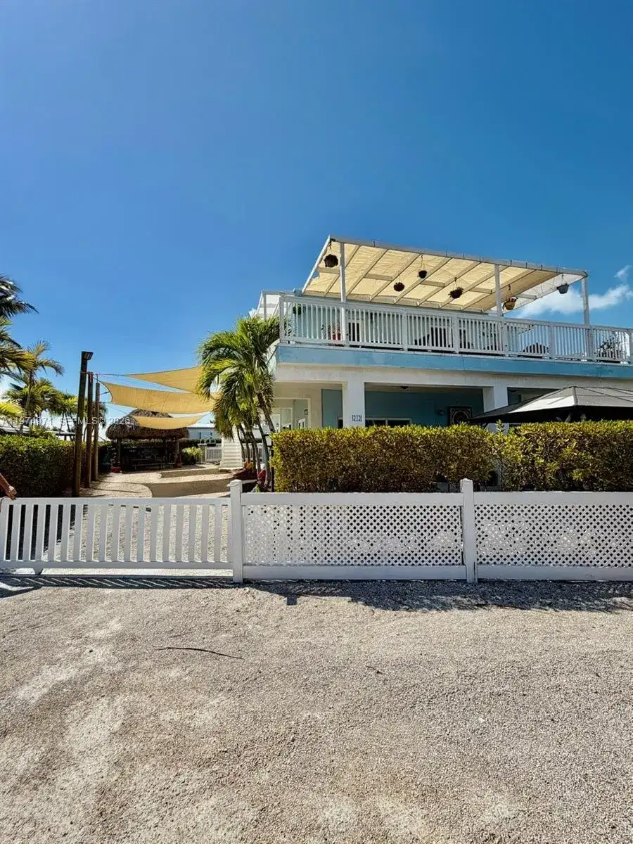 212 Banyan Ln, Tavernier FL 33070 photo 2