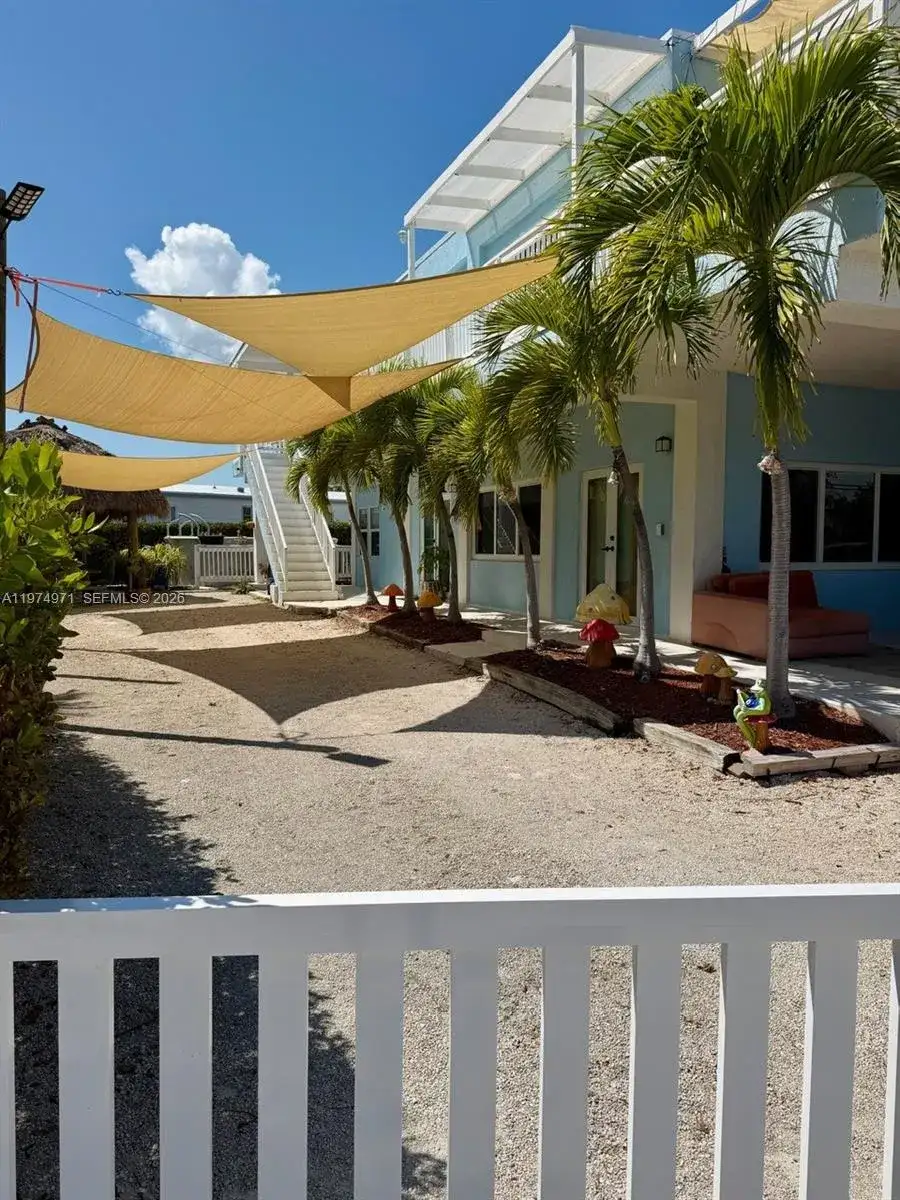212 Banyan Ln, Tavernier FL 33070 photo 4
