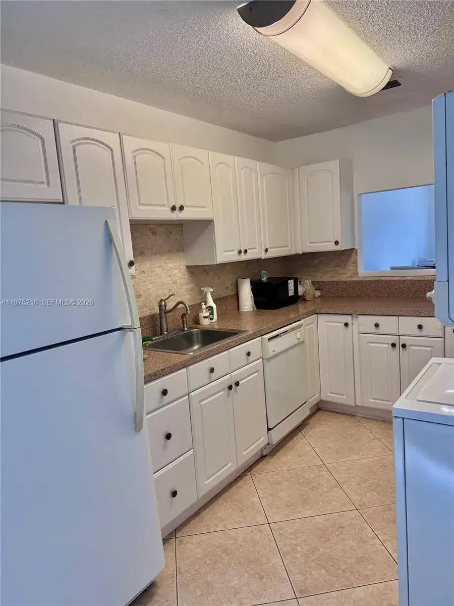 8838 Bella Vista Dr, Boca Raton FL 33433 photo 3