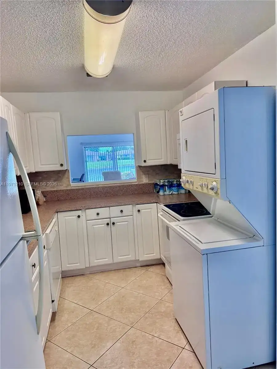 8838 Bella Vista Dr, Boca Raton FL 33433 photo 4