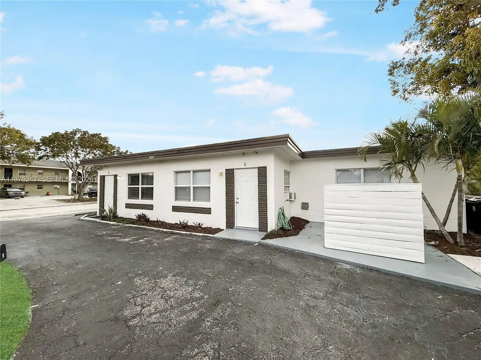 1625 S Federal Hwy, Lake Worth FL 33460 photo 4