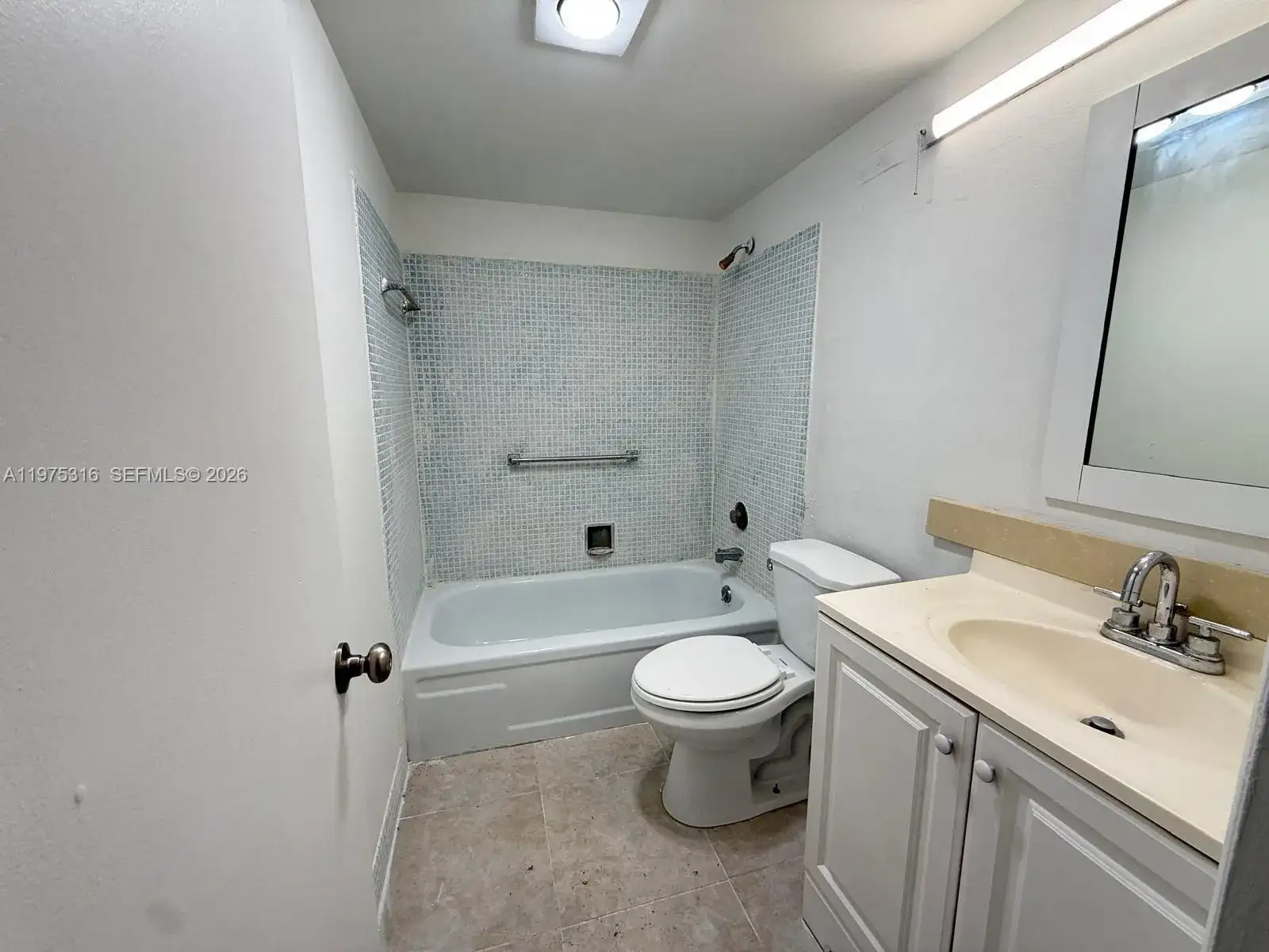 210 Canterbury J # 1, West Palm Beach FL 33417 photo 5
