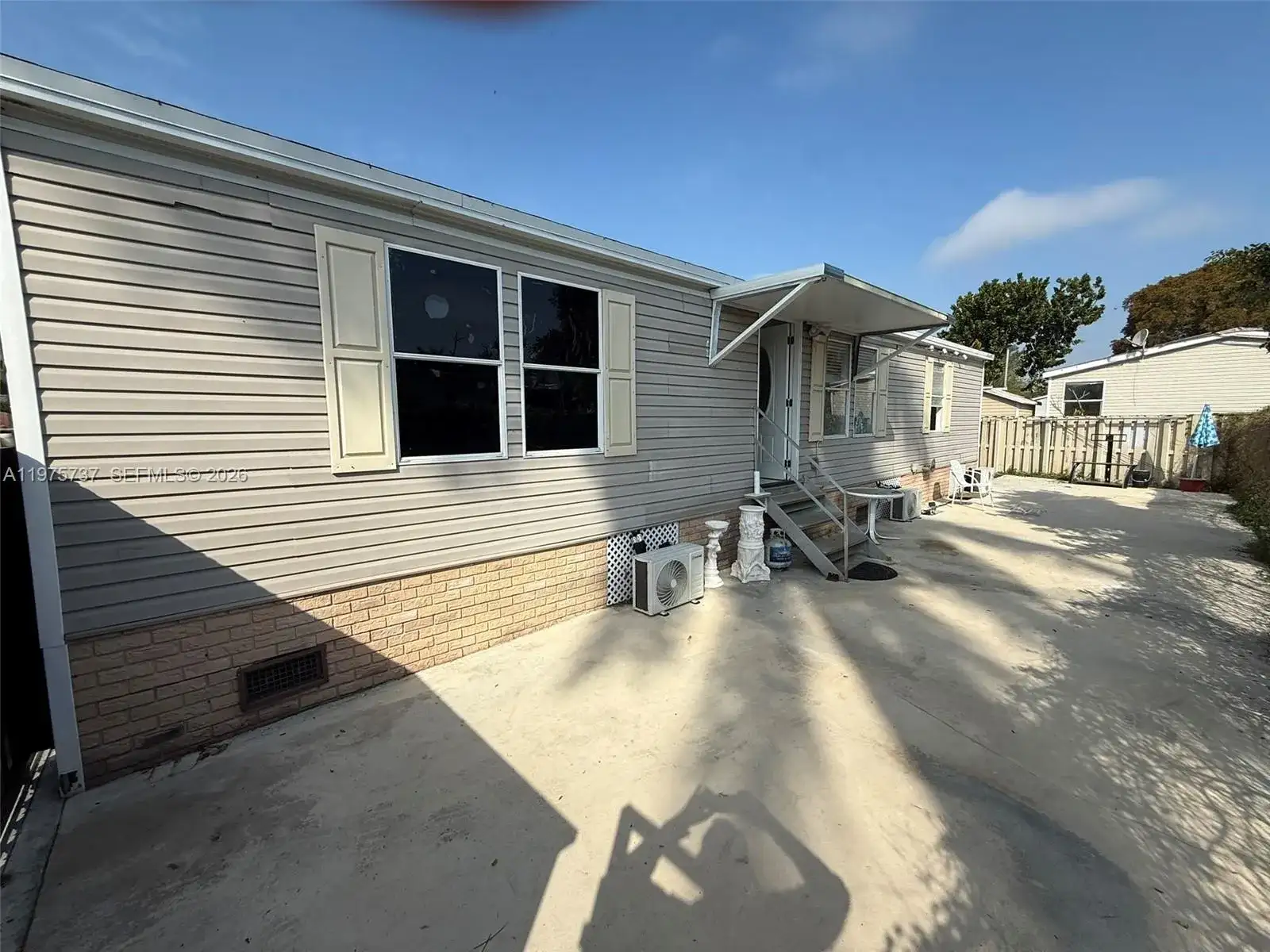 220 NE 12th Ave, Homestead FL 33030 photo 3